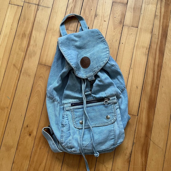 shane COLLECTION Handbags - Vintage Denim Backpack Light Wash Drawstring Flap Pocket School Bag